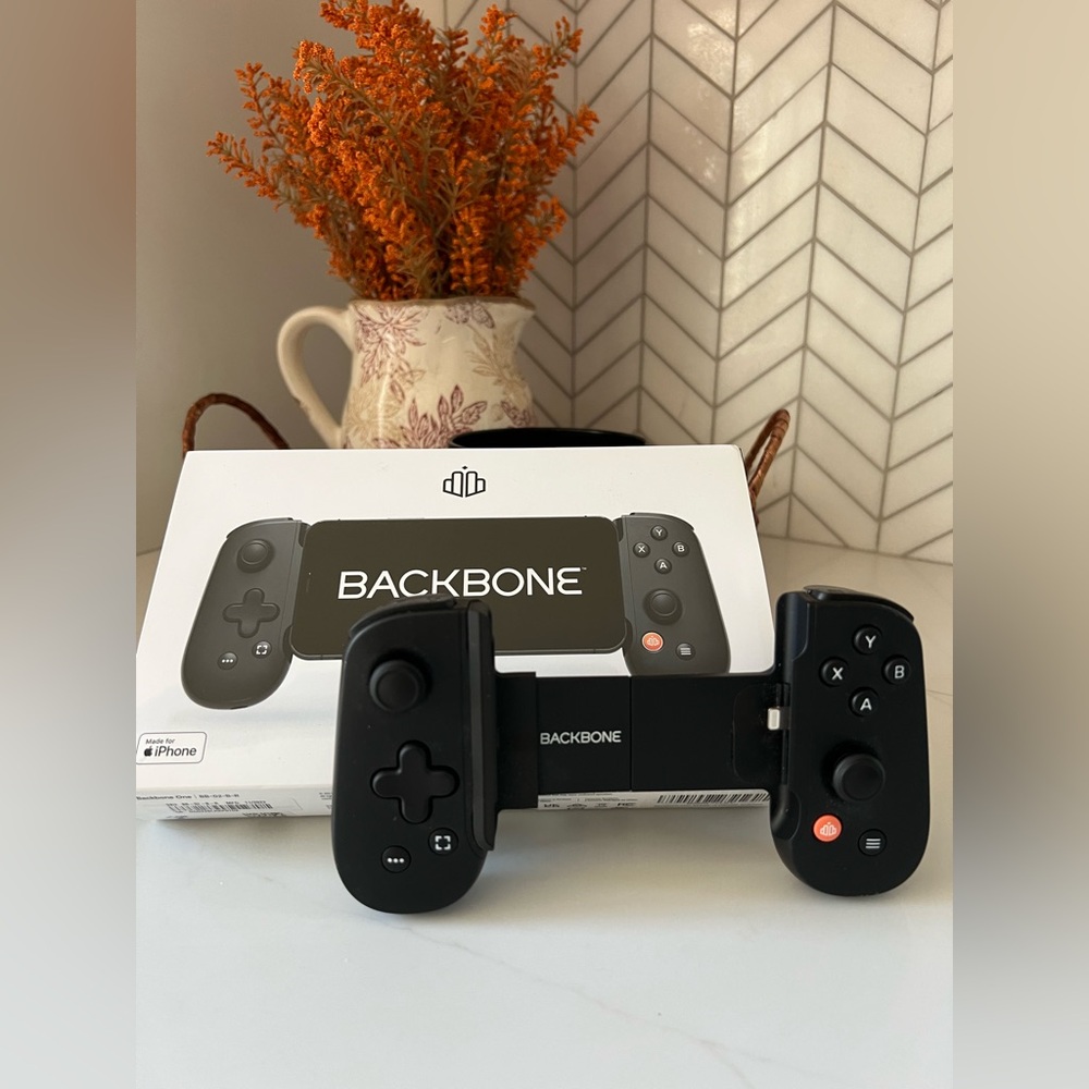 Black Mobile Gaming Controller for iPhone